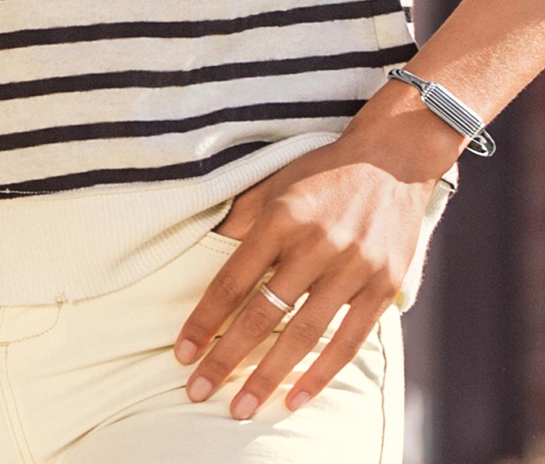 Fitbit Flex 2 accessory: bangle